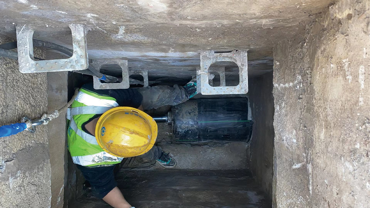 大东HDPE短管内衬法